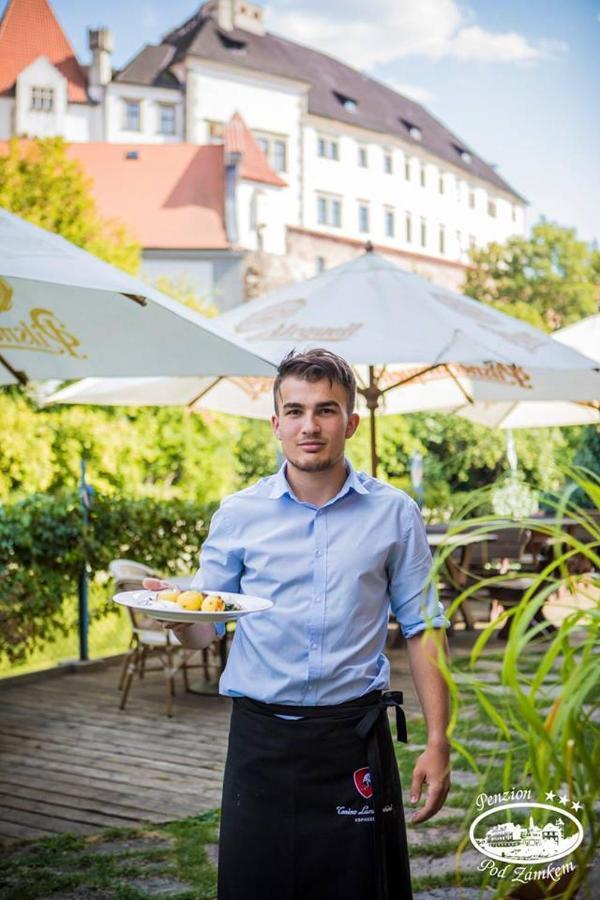 Penzion Pod Zamkem Jindřichŭv Hradec Exterior photo