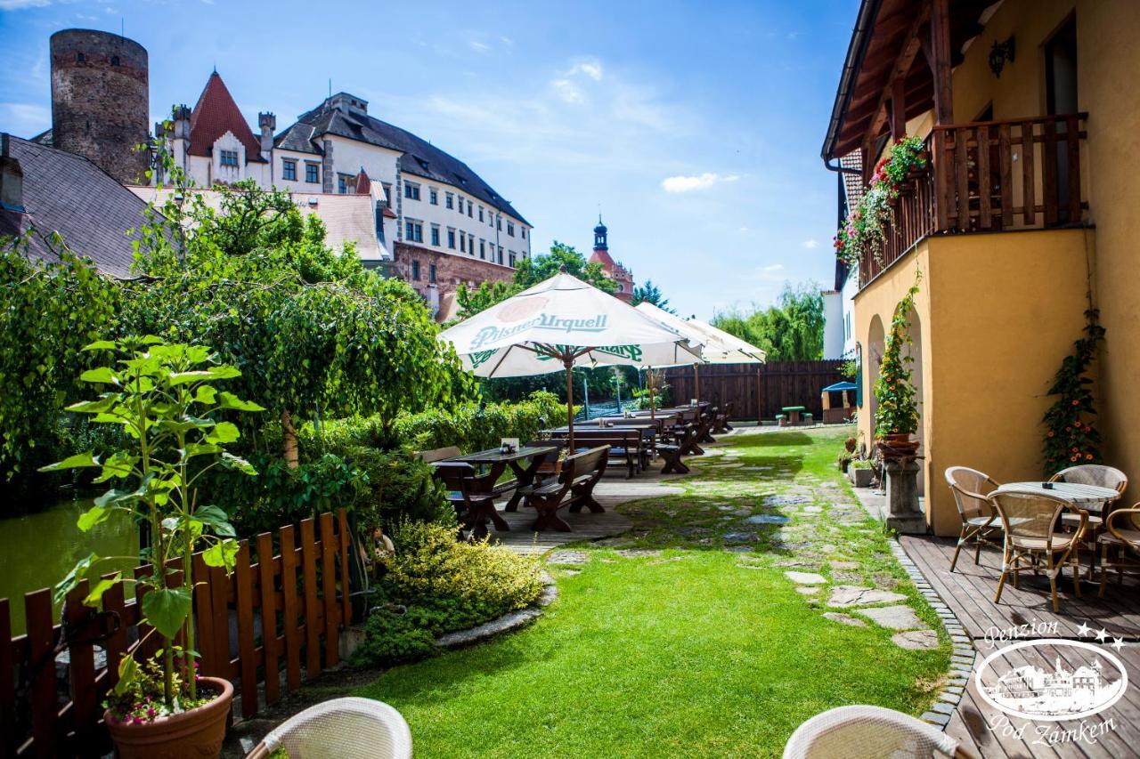 Penzion Pod Zamkem Jindřichŭv Hradec Exterior photo