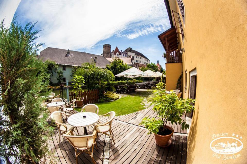 Penzion Pod Zamkem Jindřichŭv Hradec Exterior photo